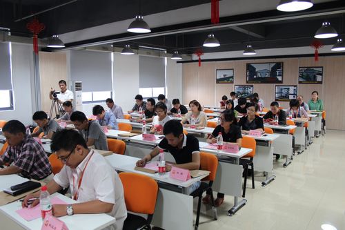 中共Ggpoker官网文化创意产业园支部委员会第一次党员大会现场.jpg